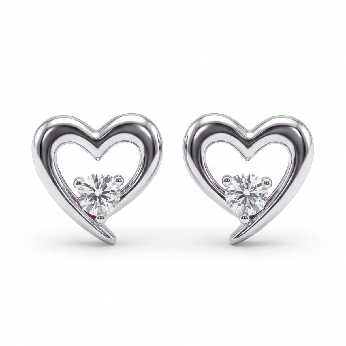 Essence - Brincos de coração com moissanite