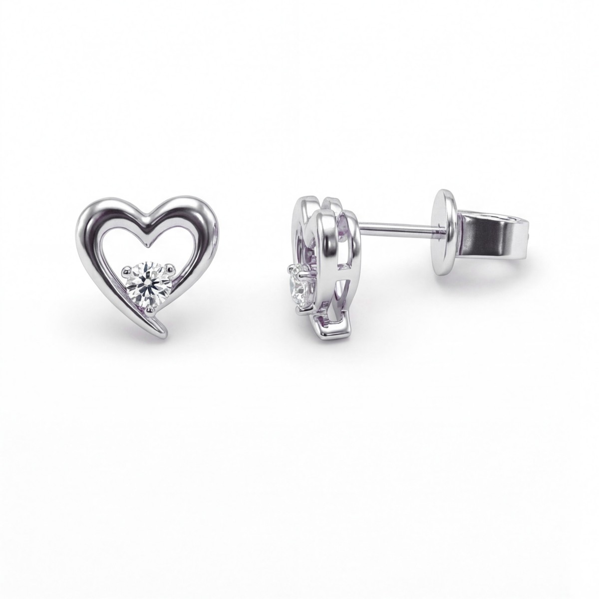 Essence - Brincos de coração com moissanite