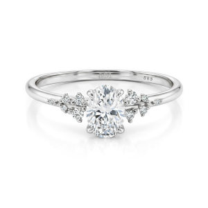 Ovaline - Anel de moissanite oval com pedras laterais minimalistas