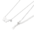 Papillia - Colar com charm de borboleta e apontamentos em moissanite