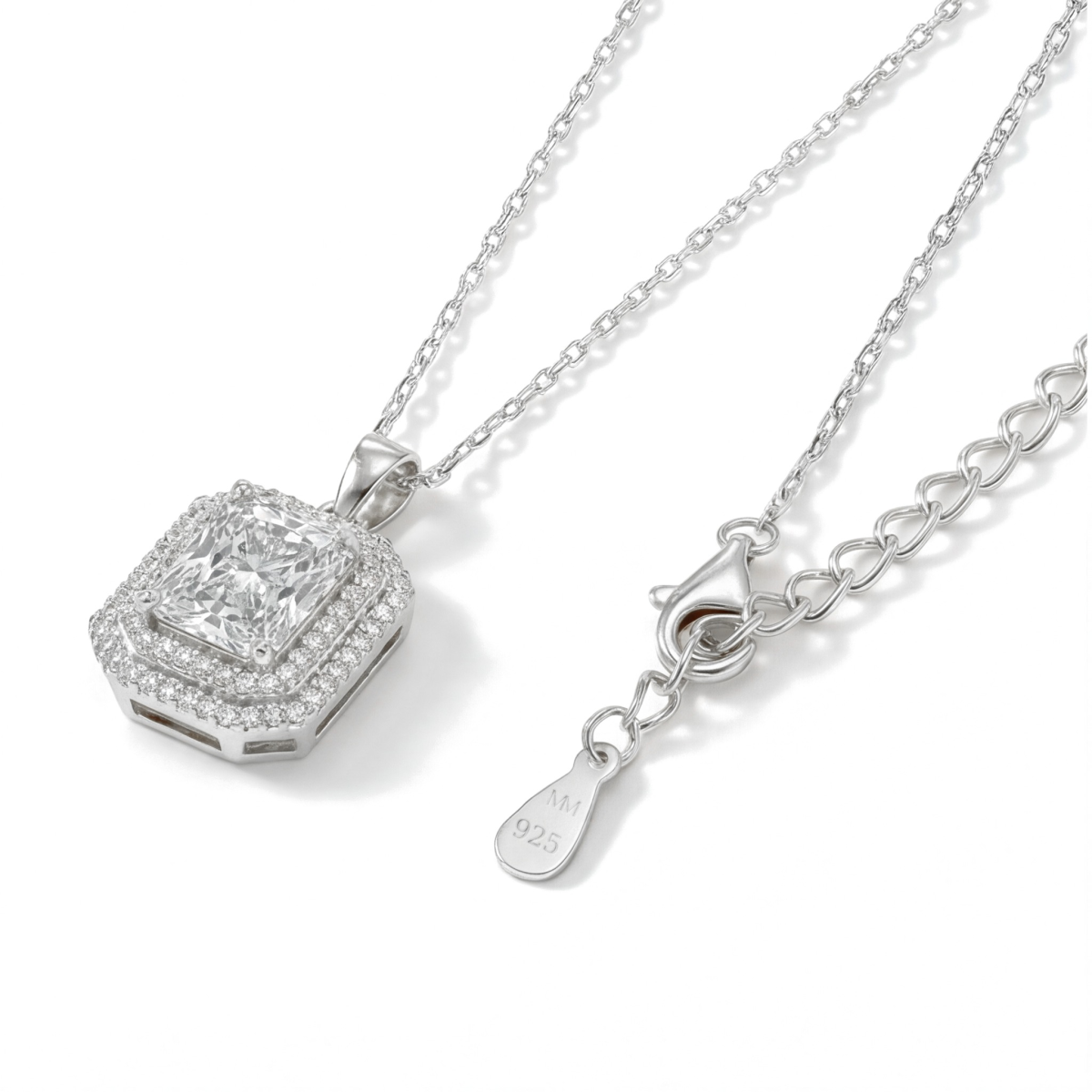 Cristallo - Colar com pendente em moissanite de talhe radiante e halo duplo