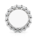 Eterna - Anel de eternidade em moissanite com talhe esmeralda