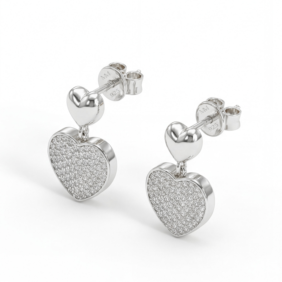 Hearts of Pavé - Brincos pendentes com moissanite e cravação em pavé