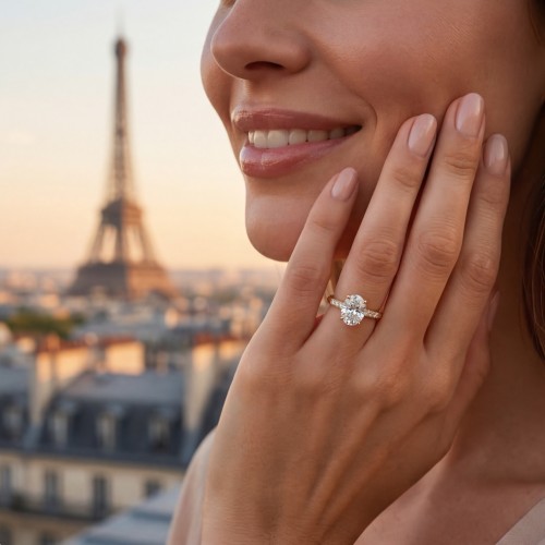 Mirage - Anel de noivado em moissanite de talhe oval com pedras laterais em pavé