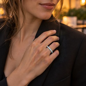 Evertina - Anel de eternidade com moissanite